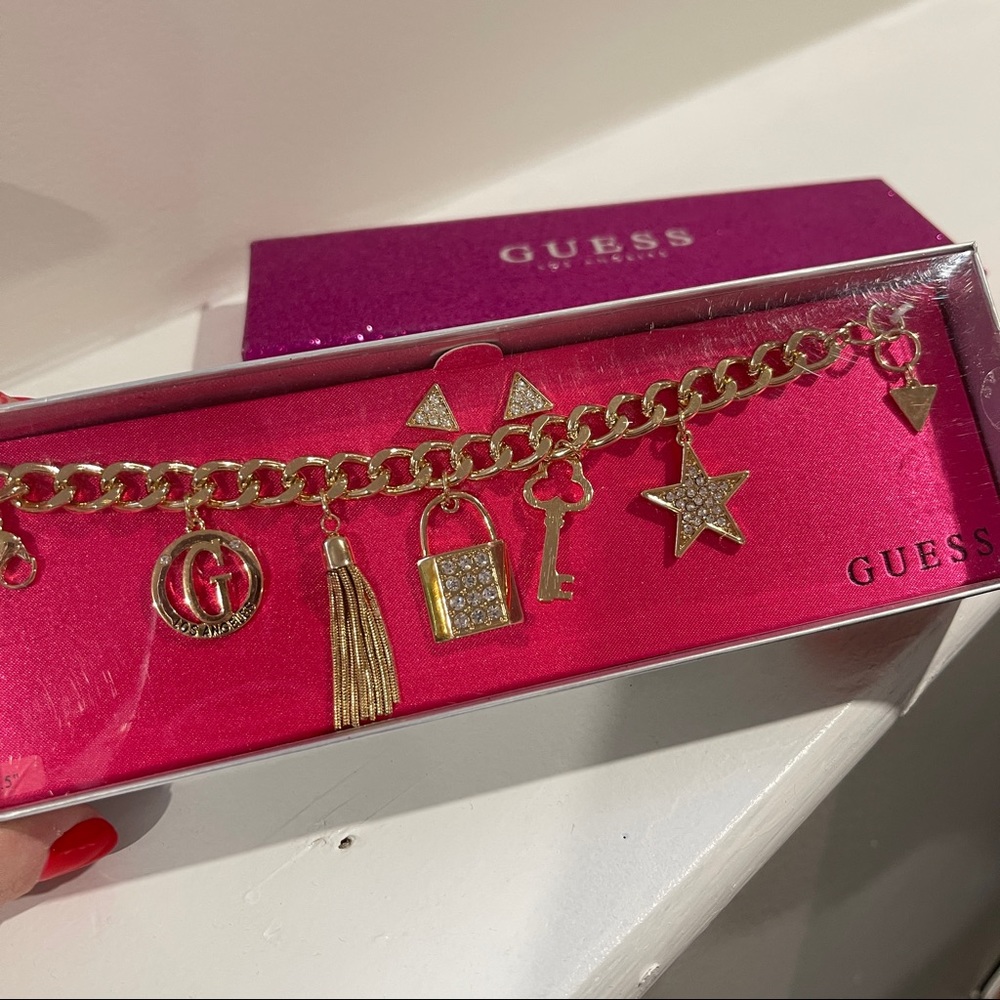 🆕 GUESS bracelet & earrings set
